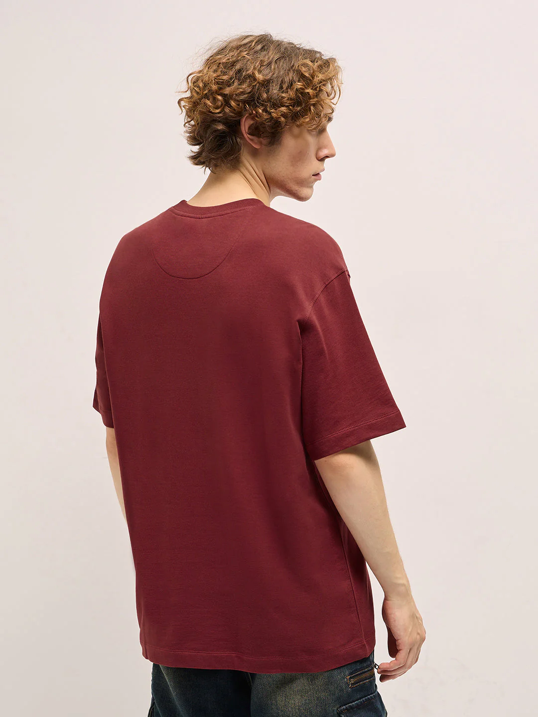 Men Red Oversize Graphic Printed Crew Neck T-shirt - Image 2