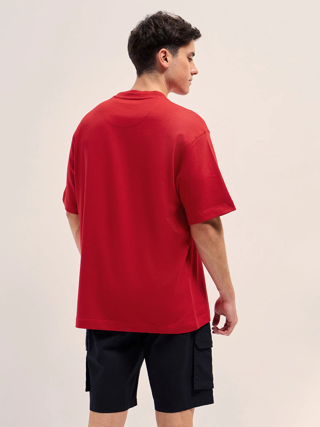 Men Red Oversize Graphic Printed Crew Neck T-shirt - Image 2