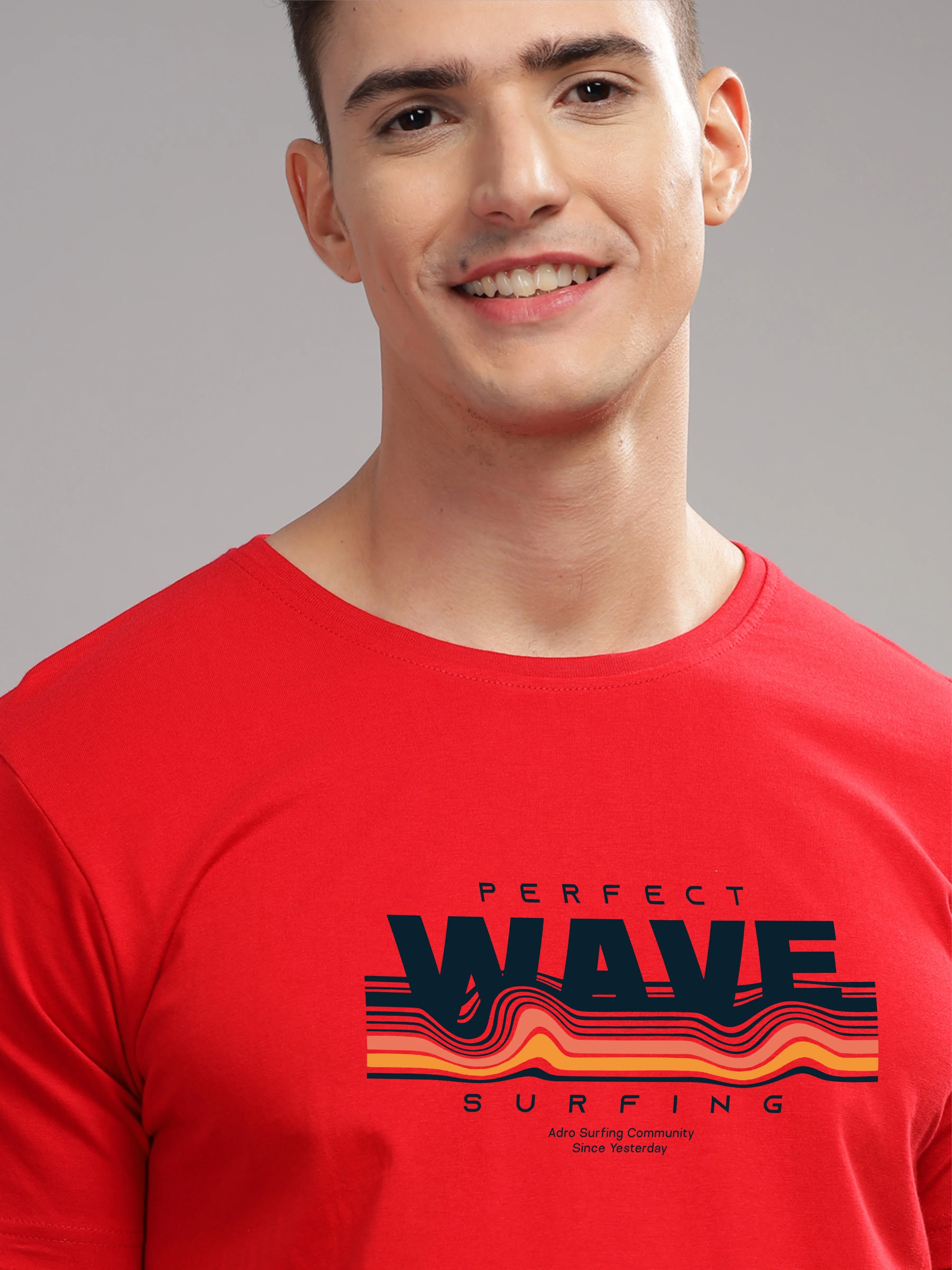 Men Red Round Neck T Shirt - Image 2