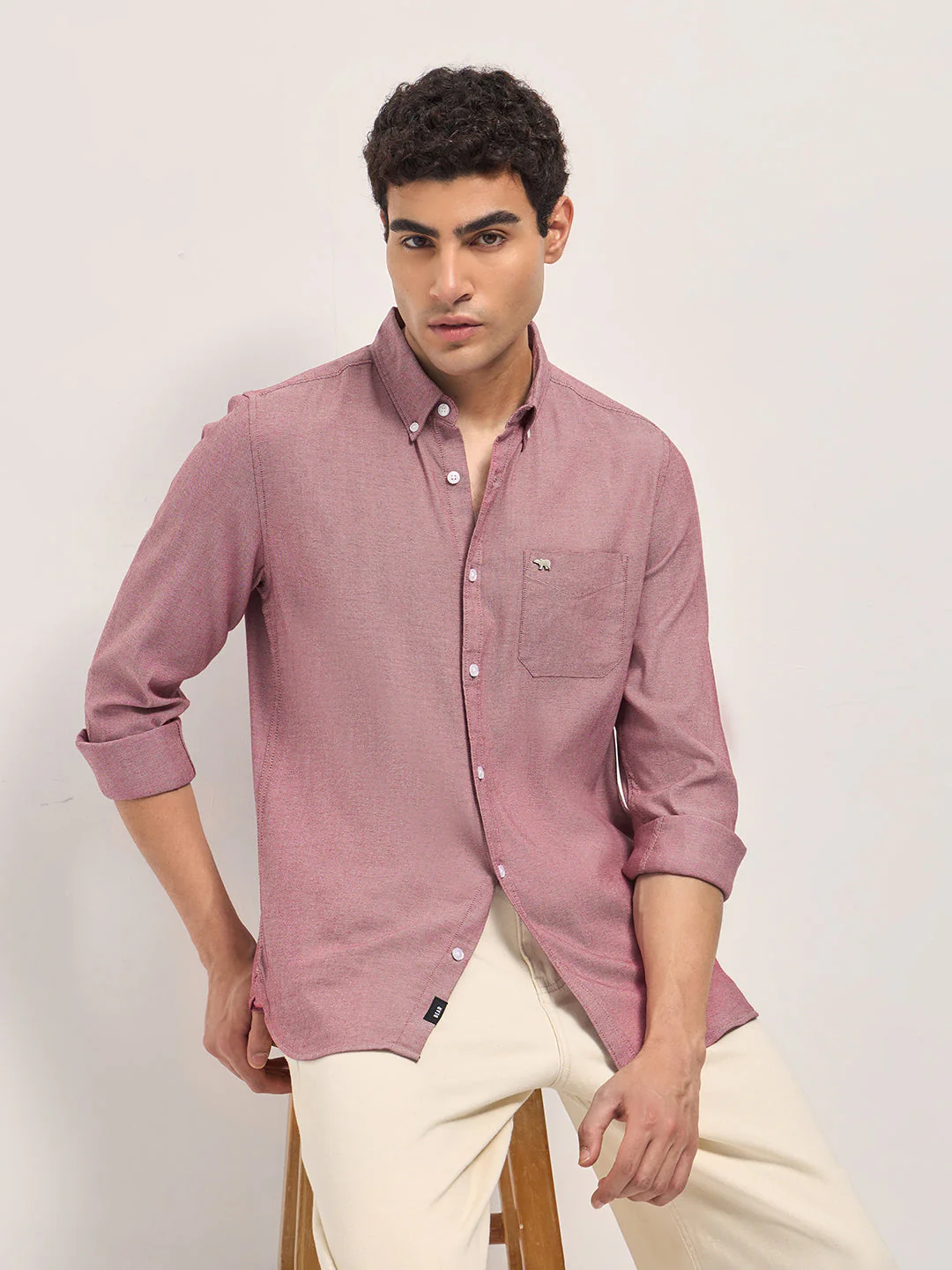 Men Red Solid Cotton Blend Slim Fit Casual Shirt
