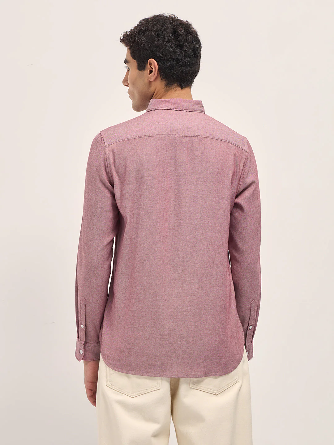 Men Red Solid Cotton Blend Slim Fit Casual Shirt - Image 2