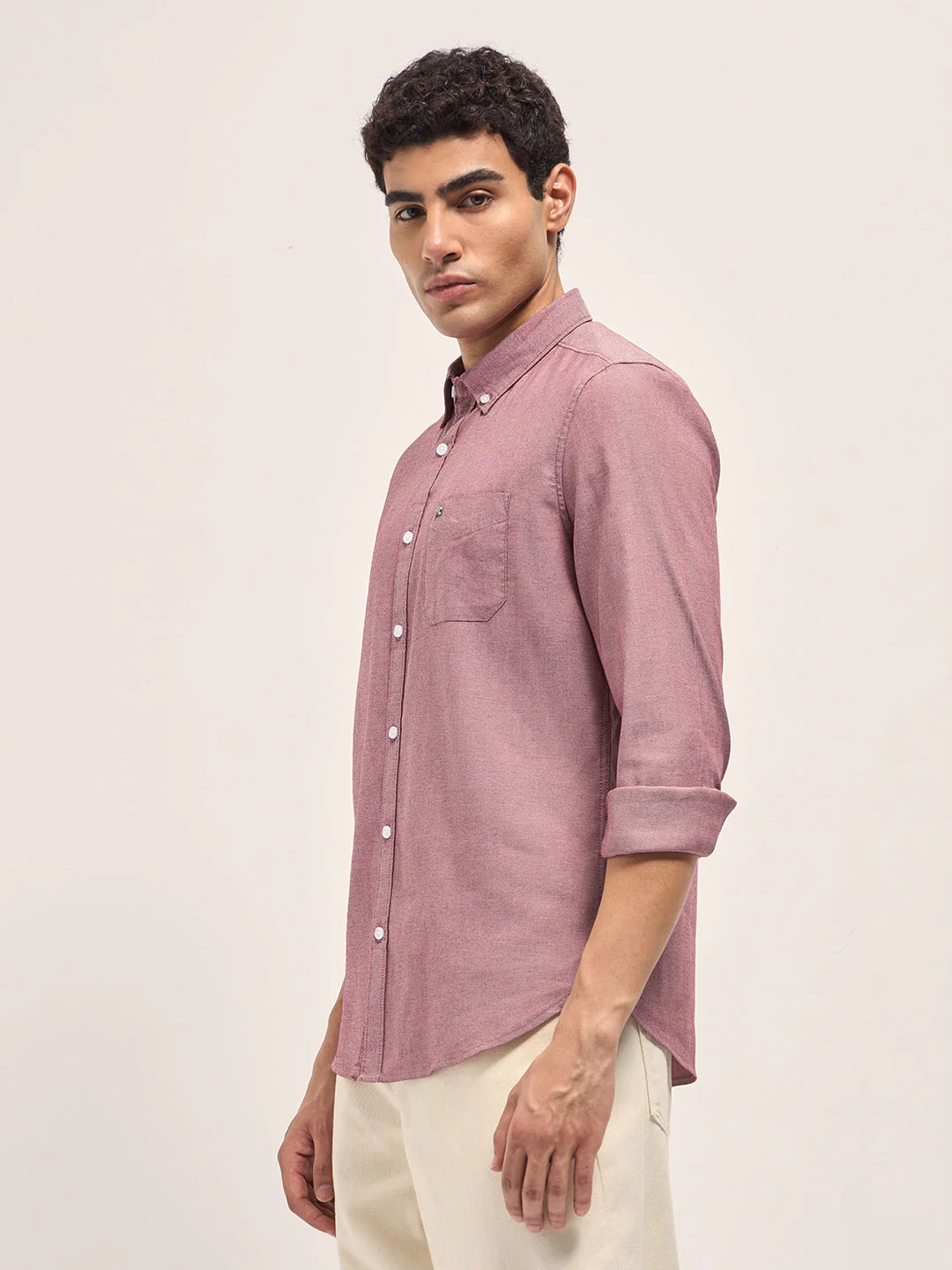 Men Red Solid Cotton Blend Slim Fit Casual Shirt - Image 3