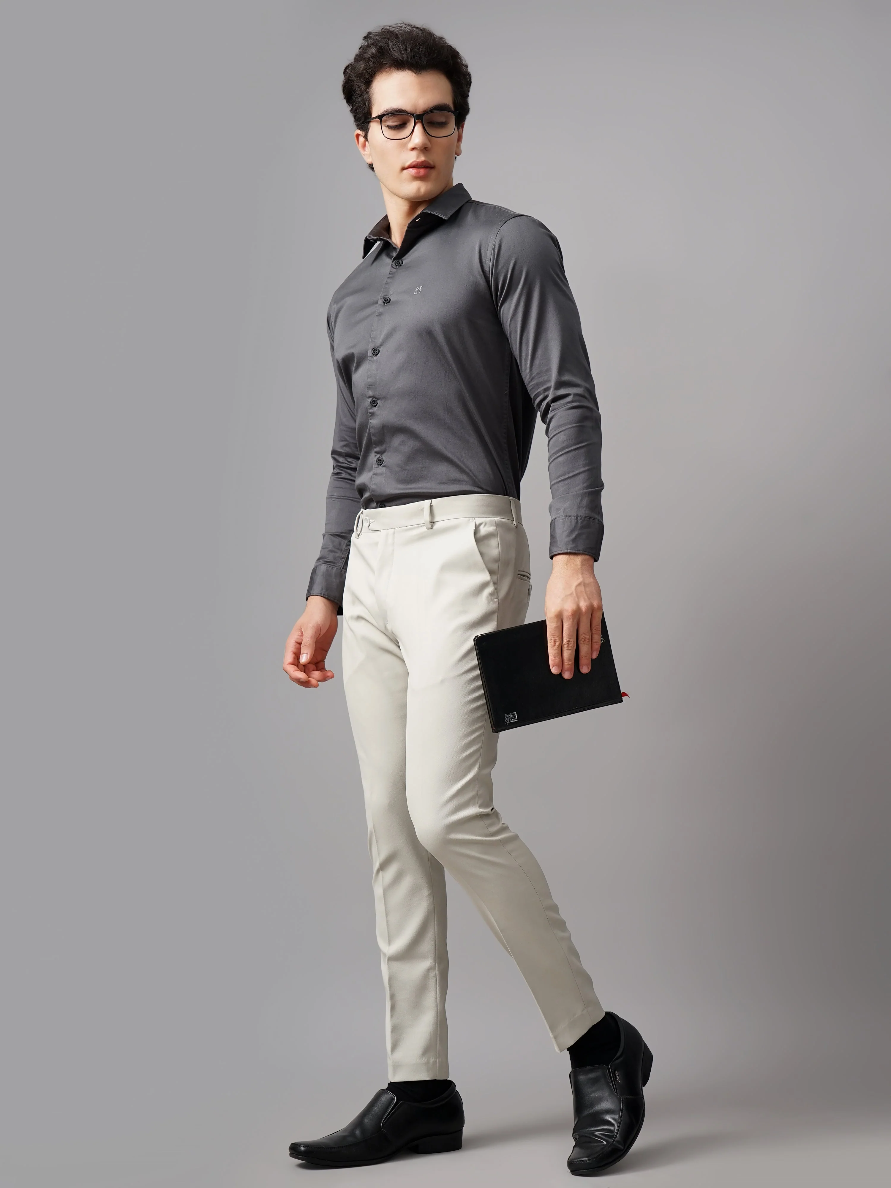 Men Refine Green Solid Shirt - Image 6