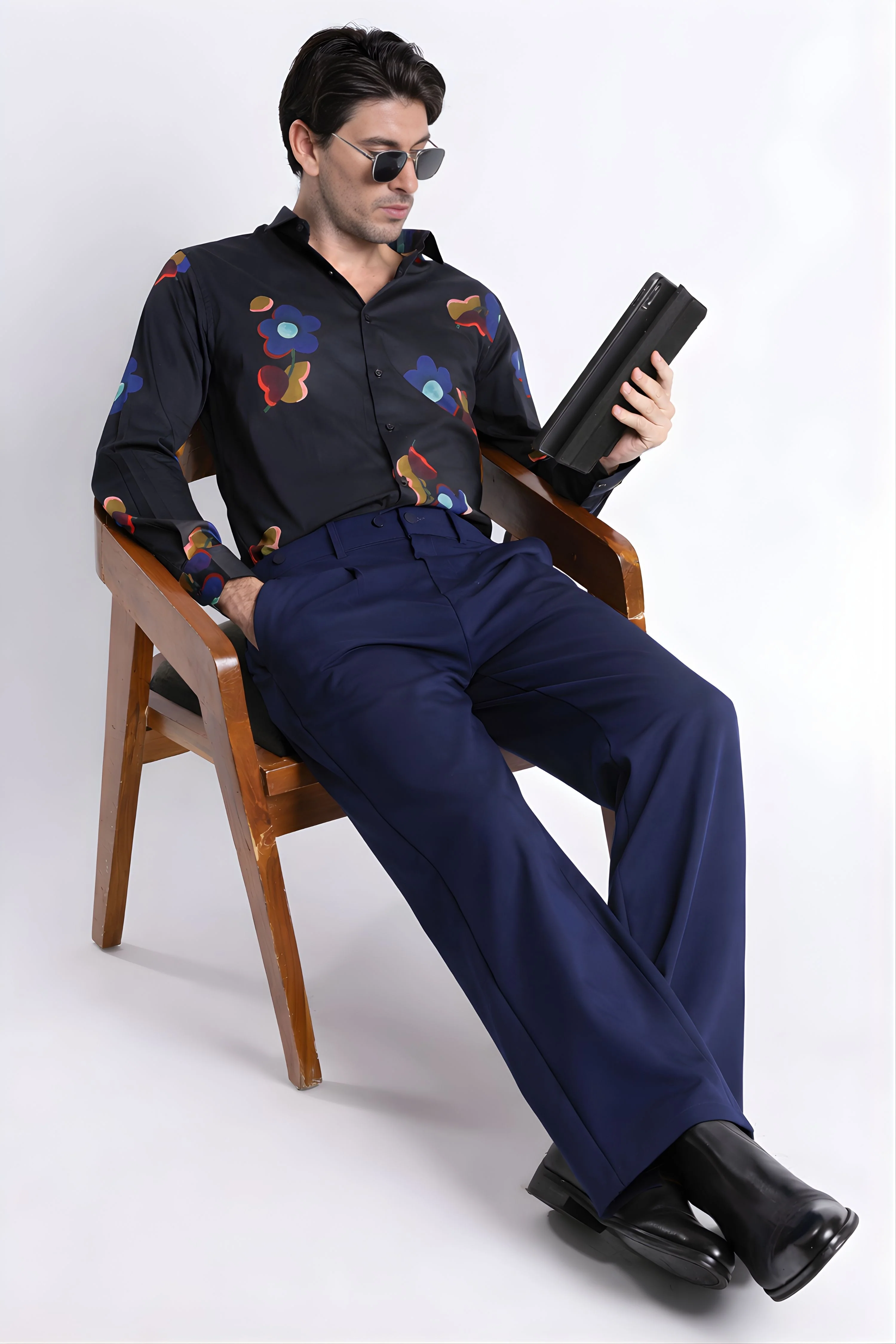 Men Refined Floral Digital Print Shirt - Image 3
