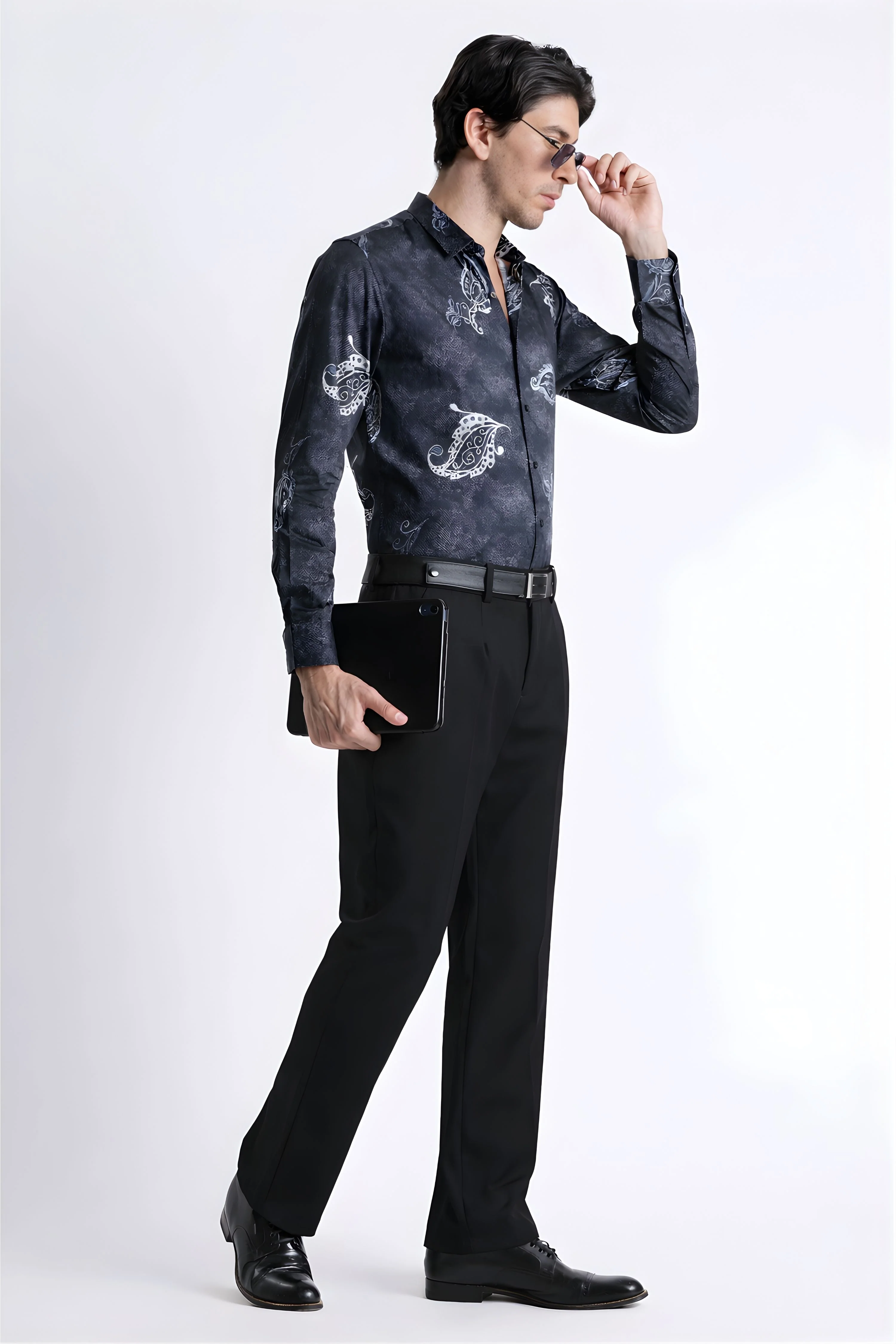 Men Refined Floral Digital Print Shirt - Image 4