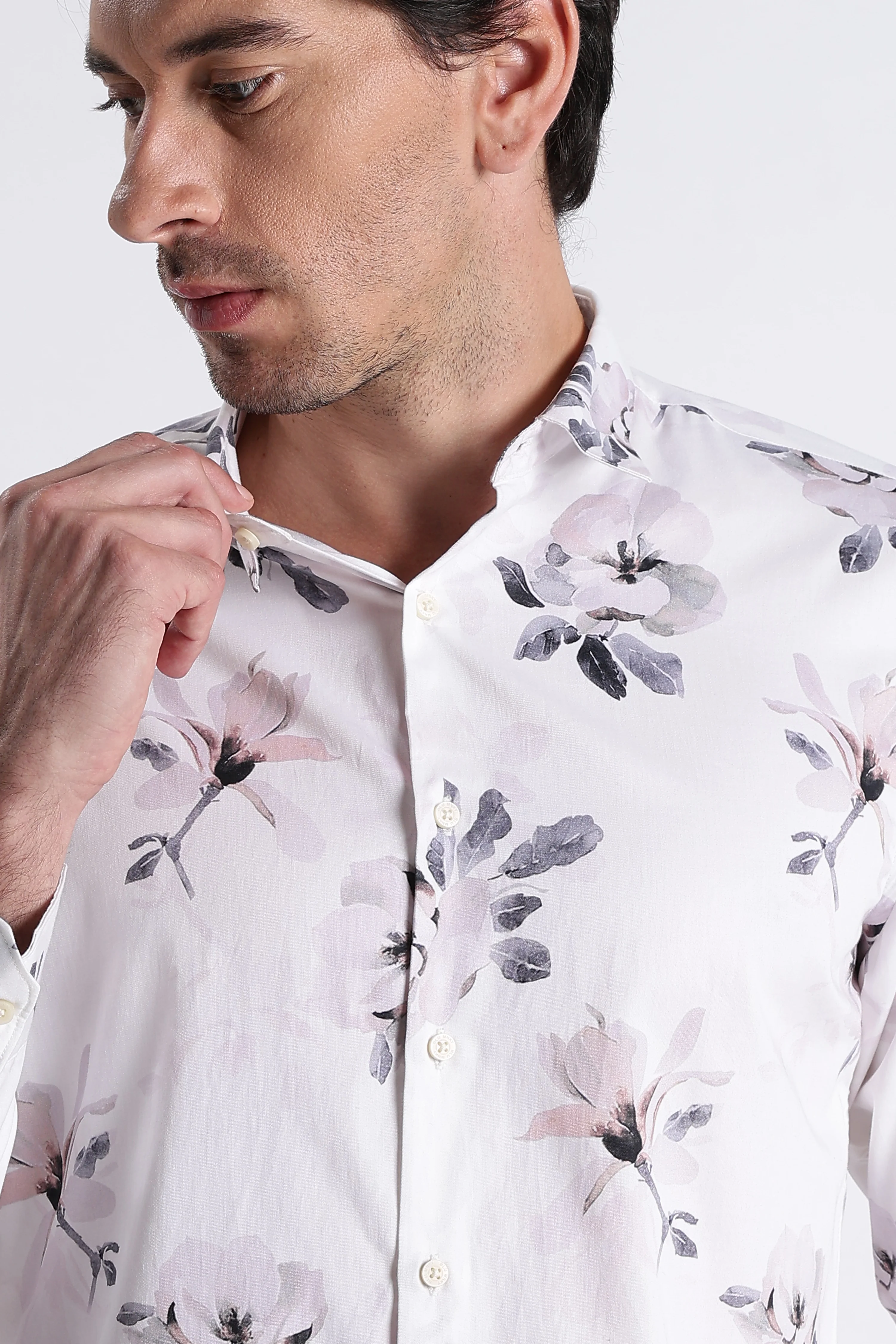 Men Refined Floral Digital Print Shirt - Image 4