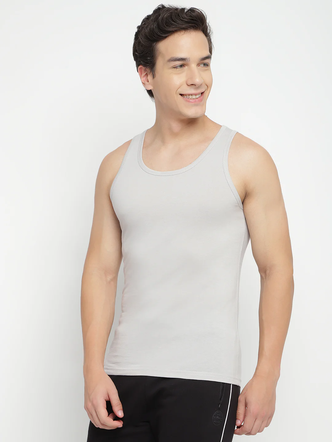 Men Regular Restful Vest - Image 3