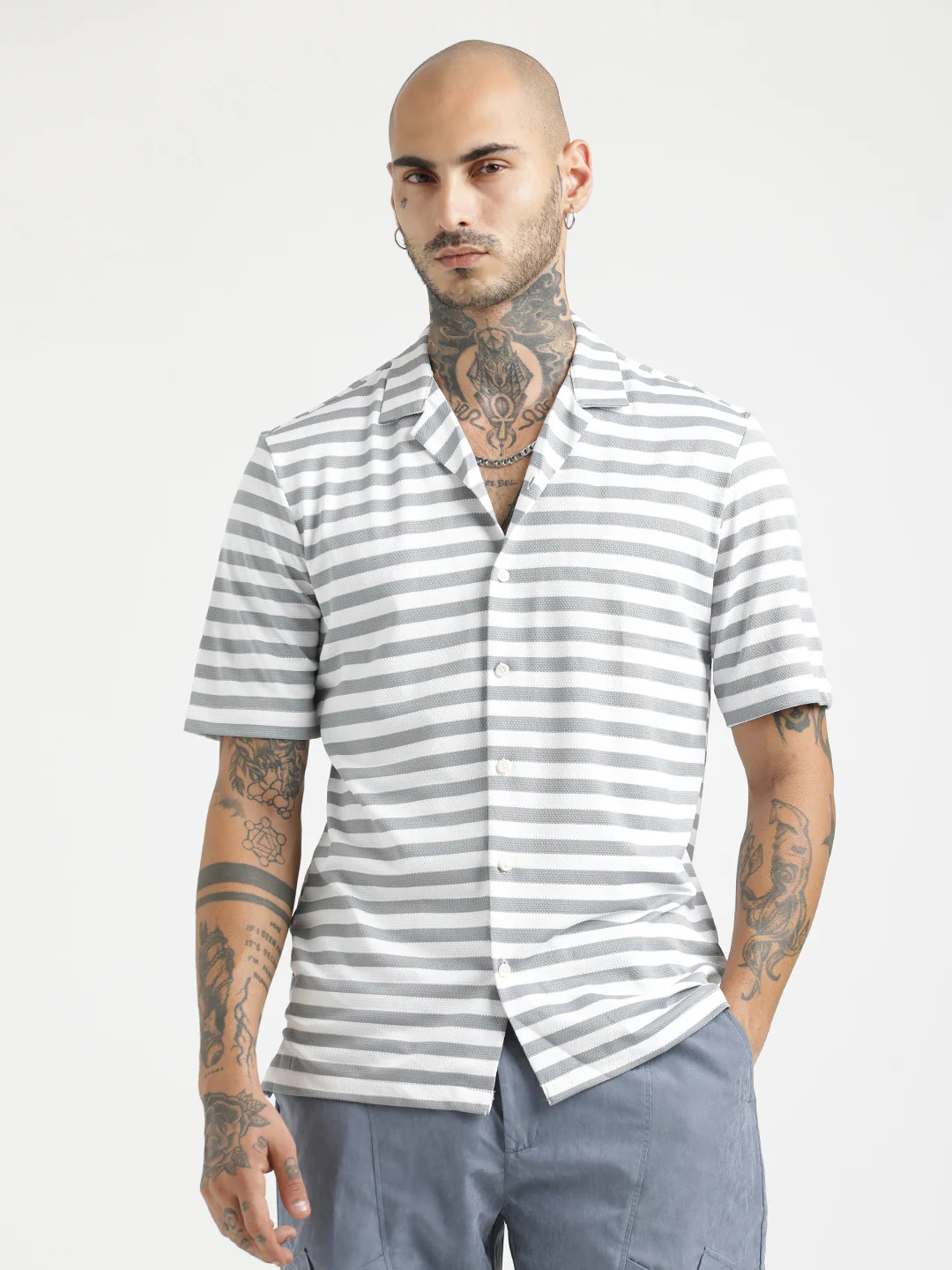 Men Relaxed Knit Shirt - Image 4