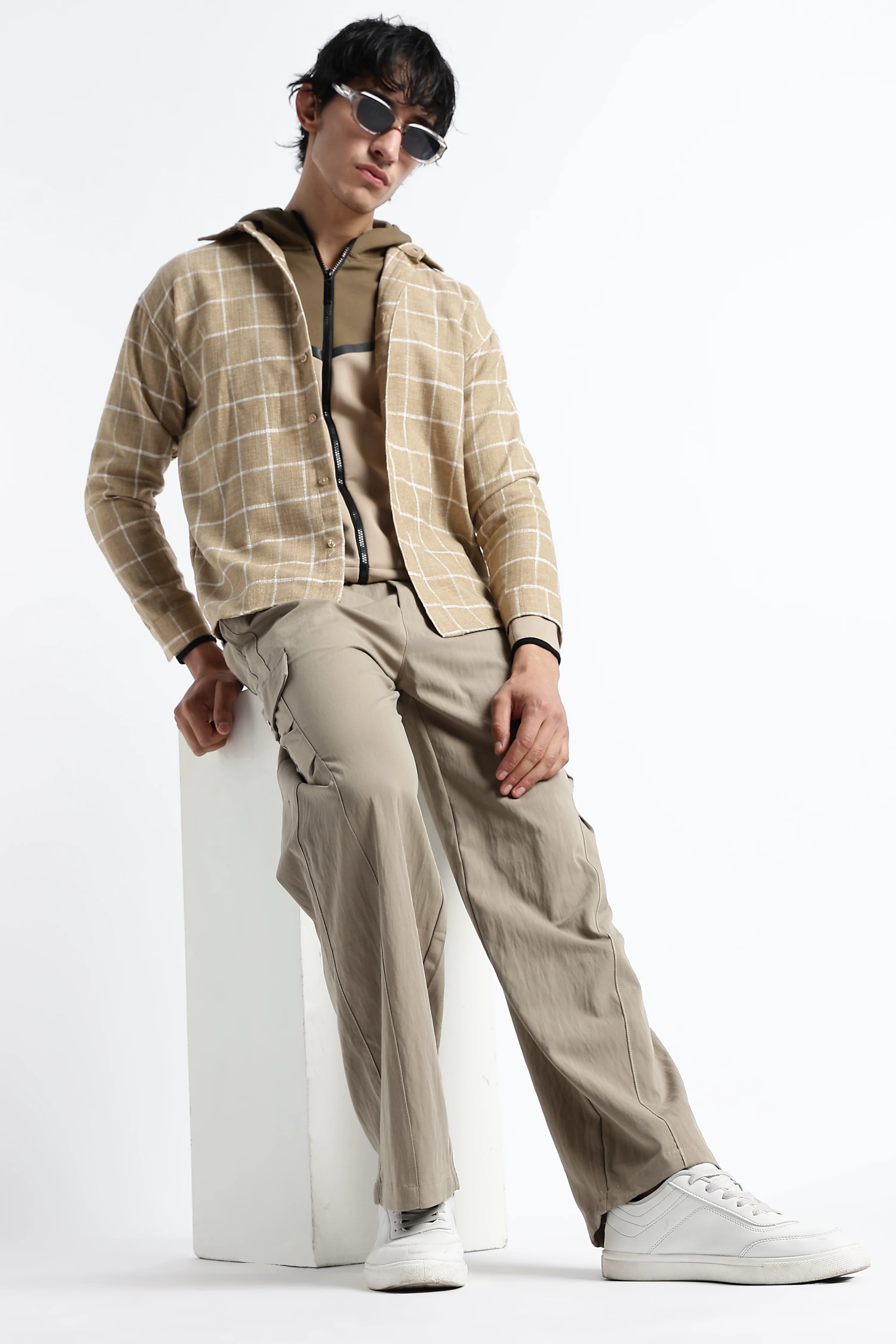 Men Relaxed Utility Cargo Pants - Image 4