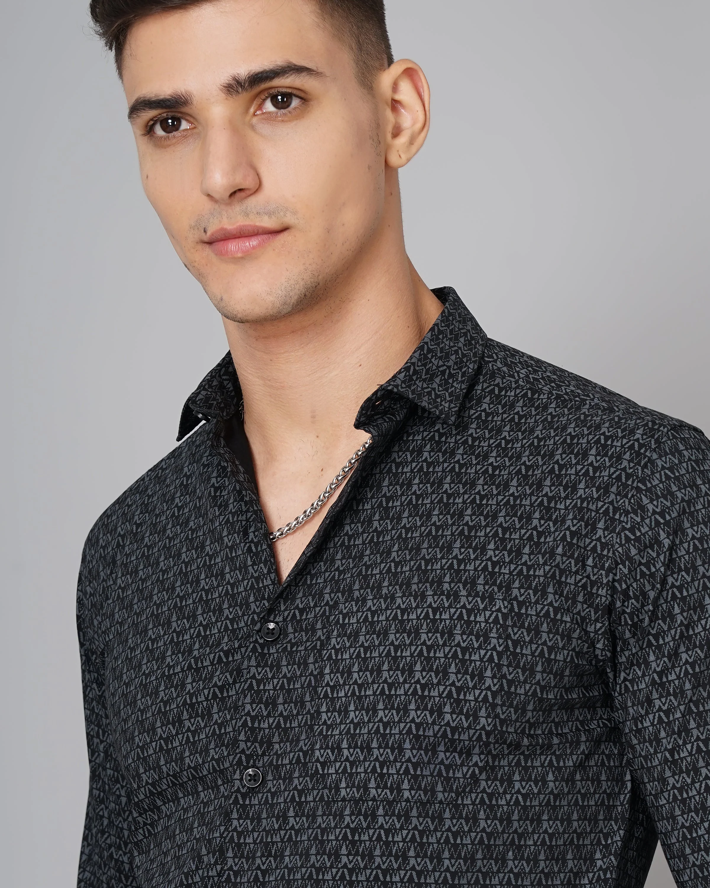 Men Ripple Black Shirt - Image 4