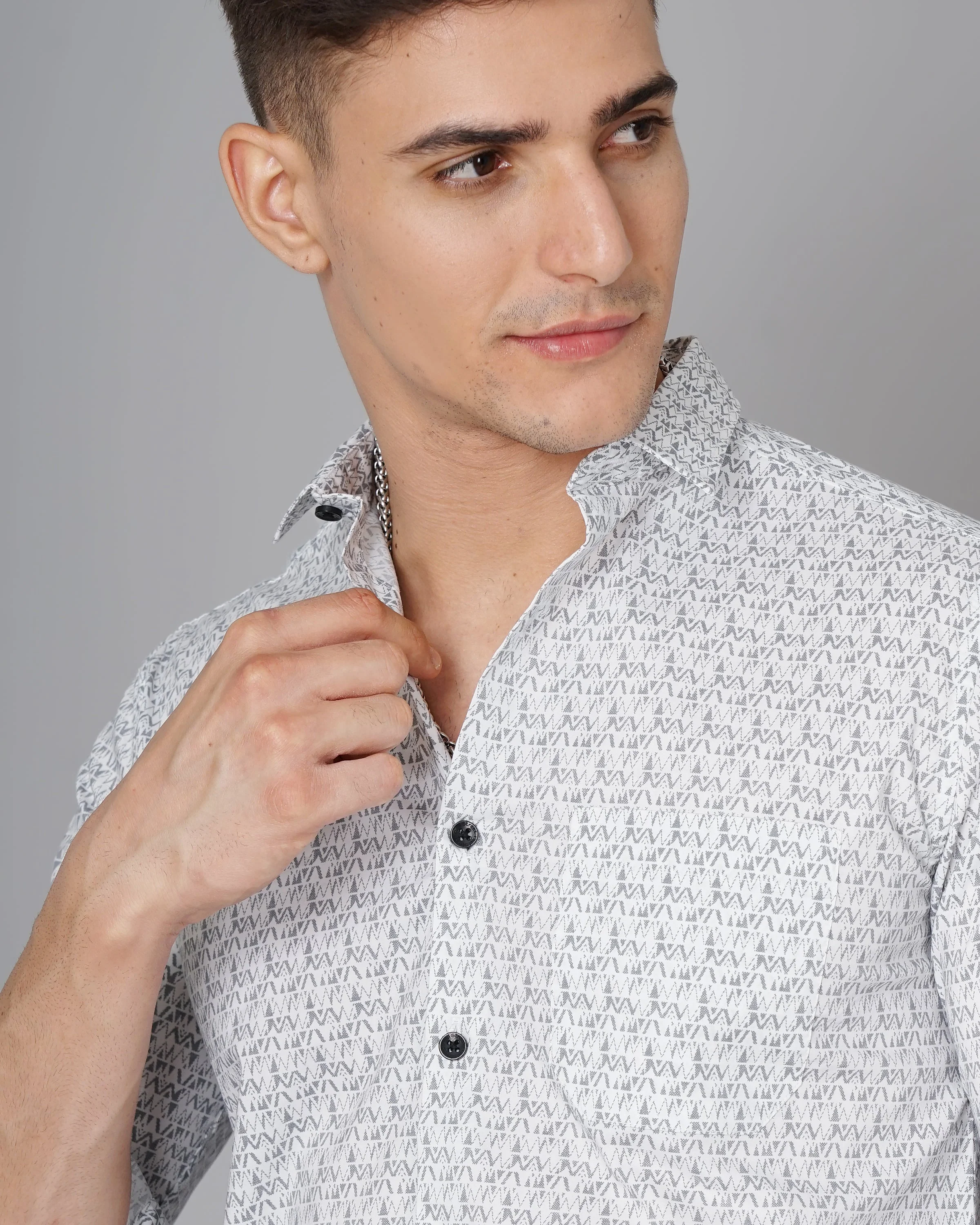 Men Ripple White Shirt - Image 4