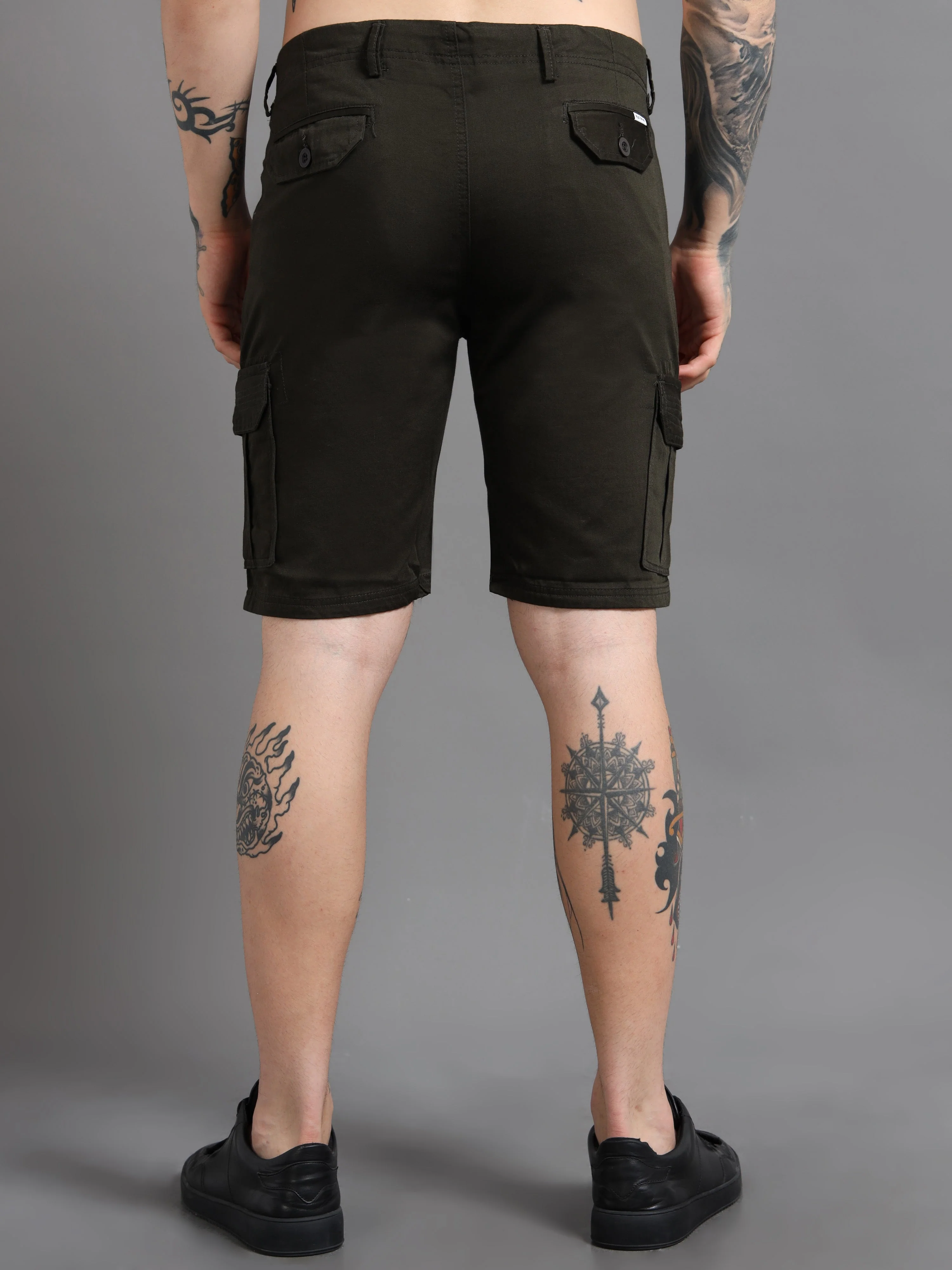 Men Rove Olive Cargo Shorts - Image 2