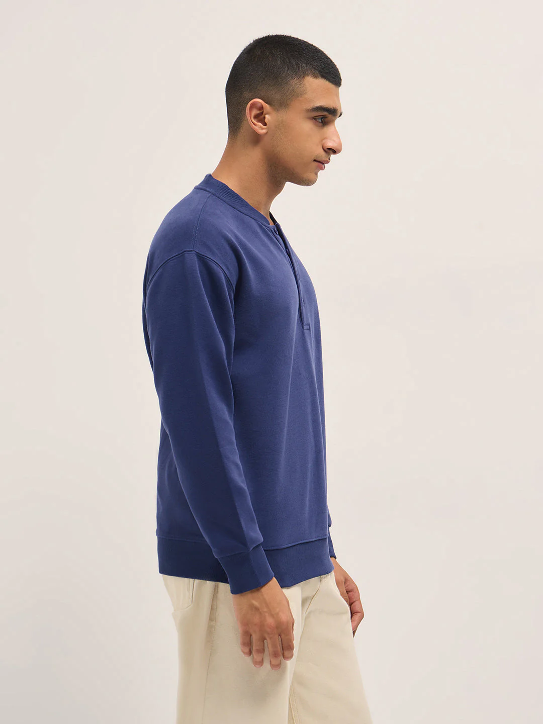 Men Blue Solid Relaxed Fit Henley Neck T-Shirt - Image 3