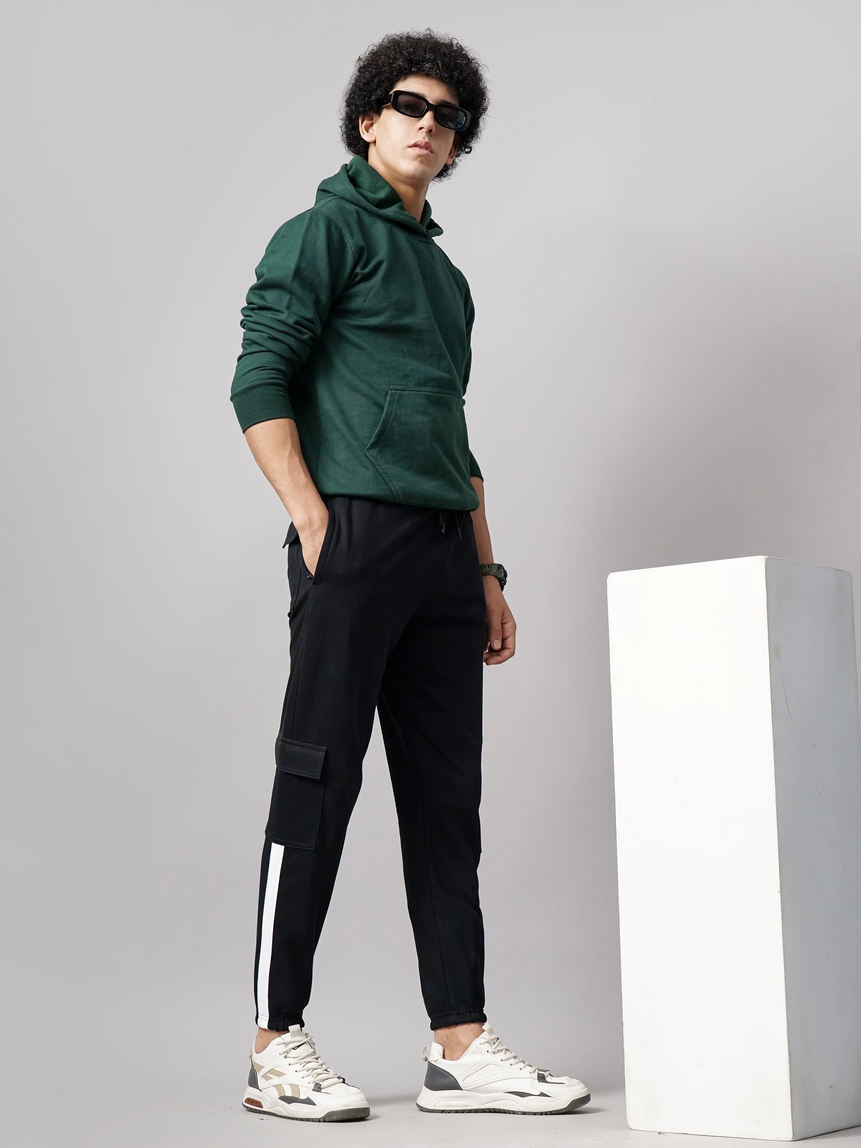 Men Sash Black Knitted Cargo Pant - Image 5
