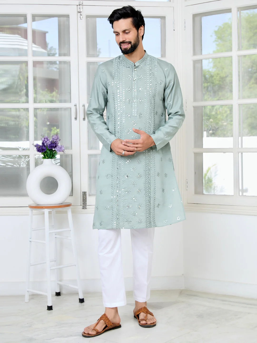 Men Sequin Embroidered Kurta