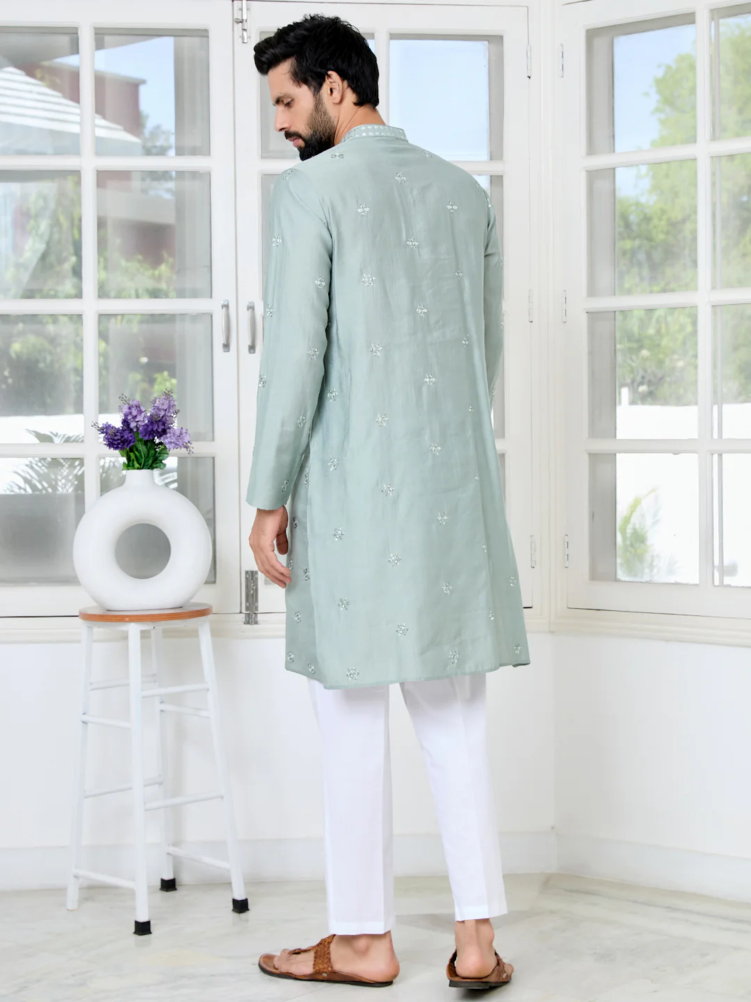 Men Sequin Embroidered Kurta - Image 4