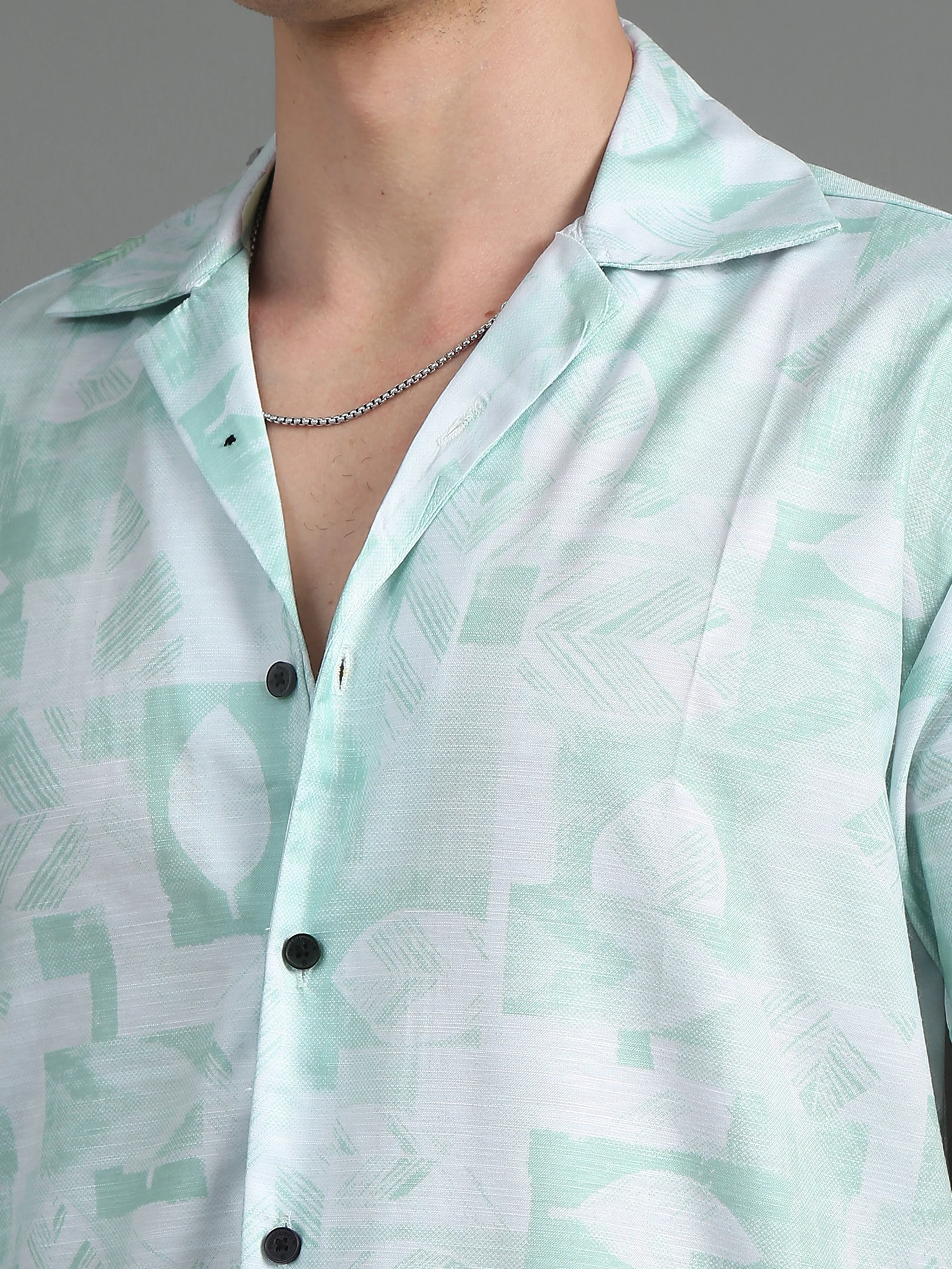 Men Serrate Green Floral Shirt - Image 4