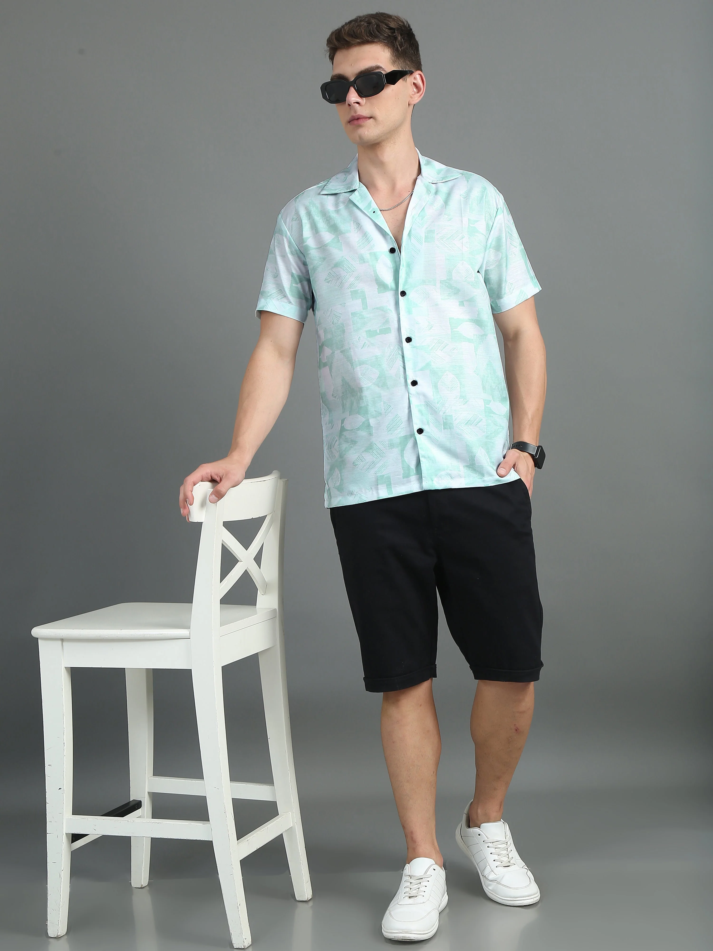 Men Serrate Green Floral Shirt - Image 5