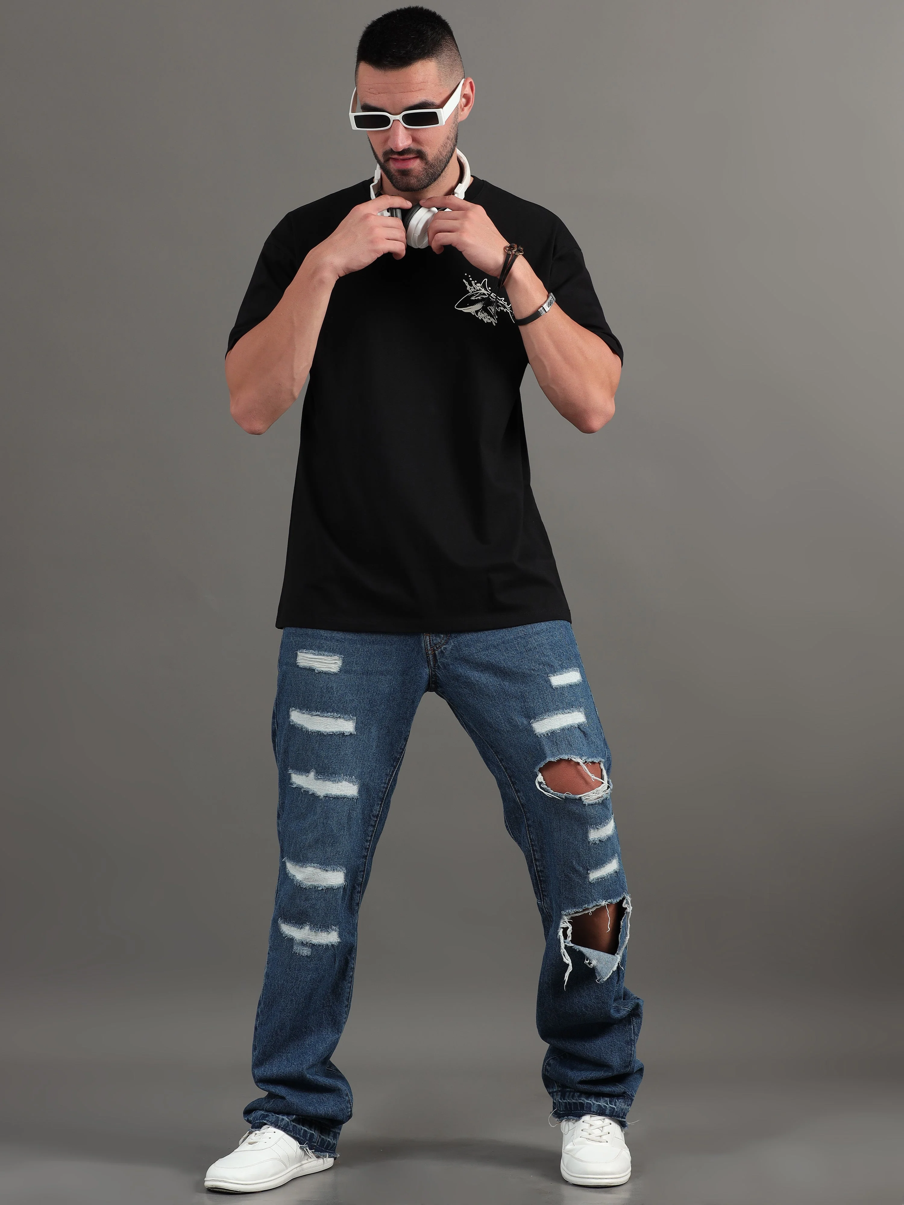 Men Shark Hunts Black Oversized T-Shirt - Image 5