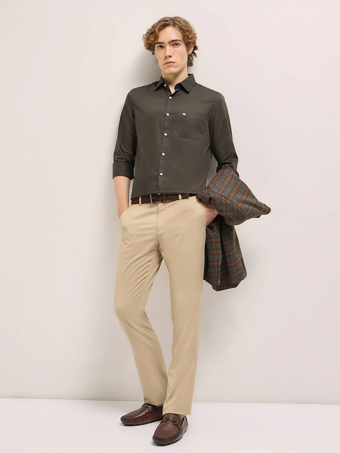 Men Shirt Dark Brown Tailored Fit Solid Formal Shirt - Image 4
