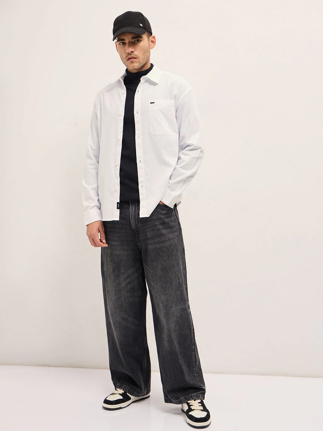 Men Shirt White Solid Relax Fit Overshirt - Image 4
