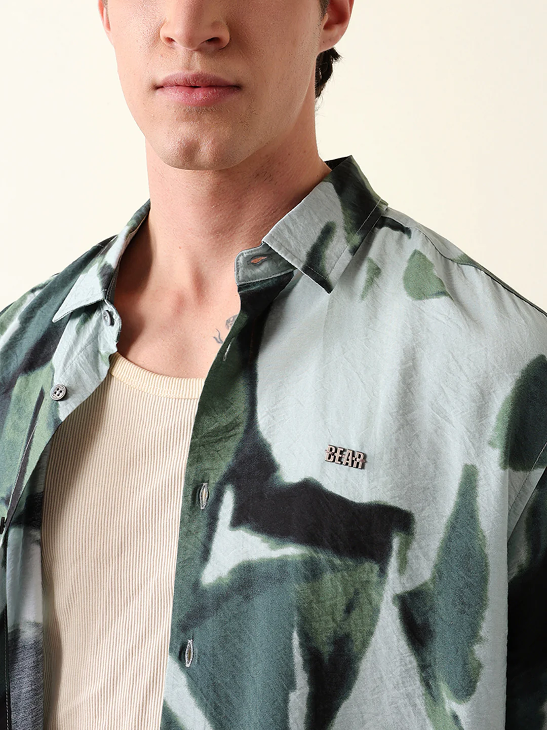 Men Short Sleeves Overshirt - Image 5
