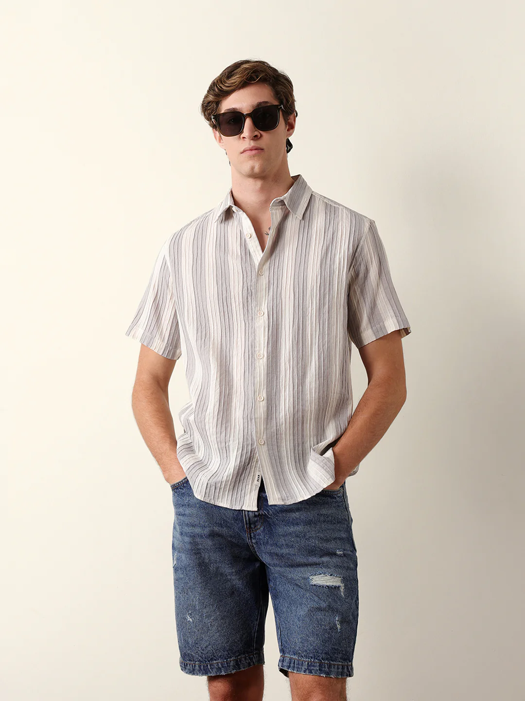Men Shorts Sleeve Shirt - Image 3