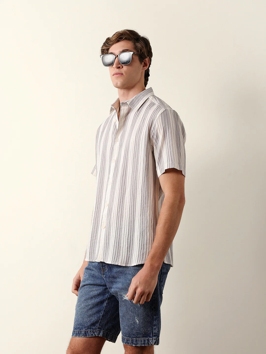 Men Shorts Sleeve Shirt - Image 4