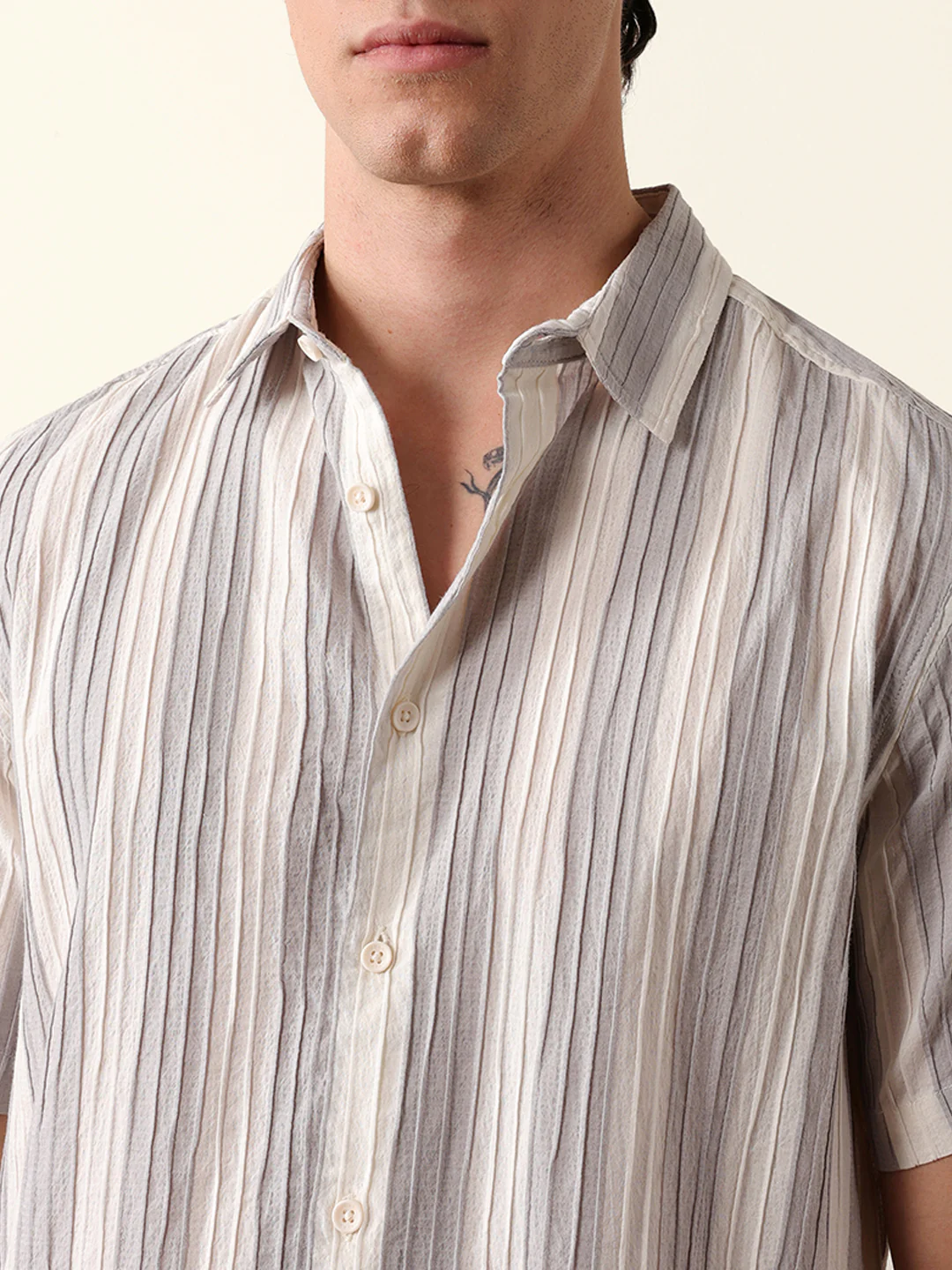 Men Shorts Sleeve Shirt - Image 6