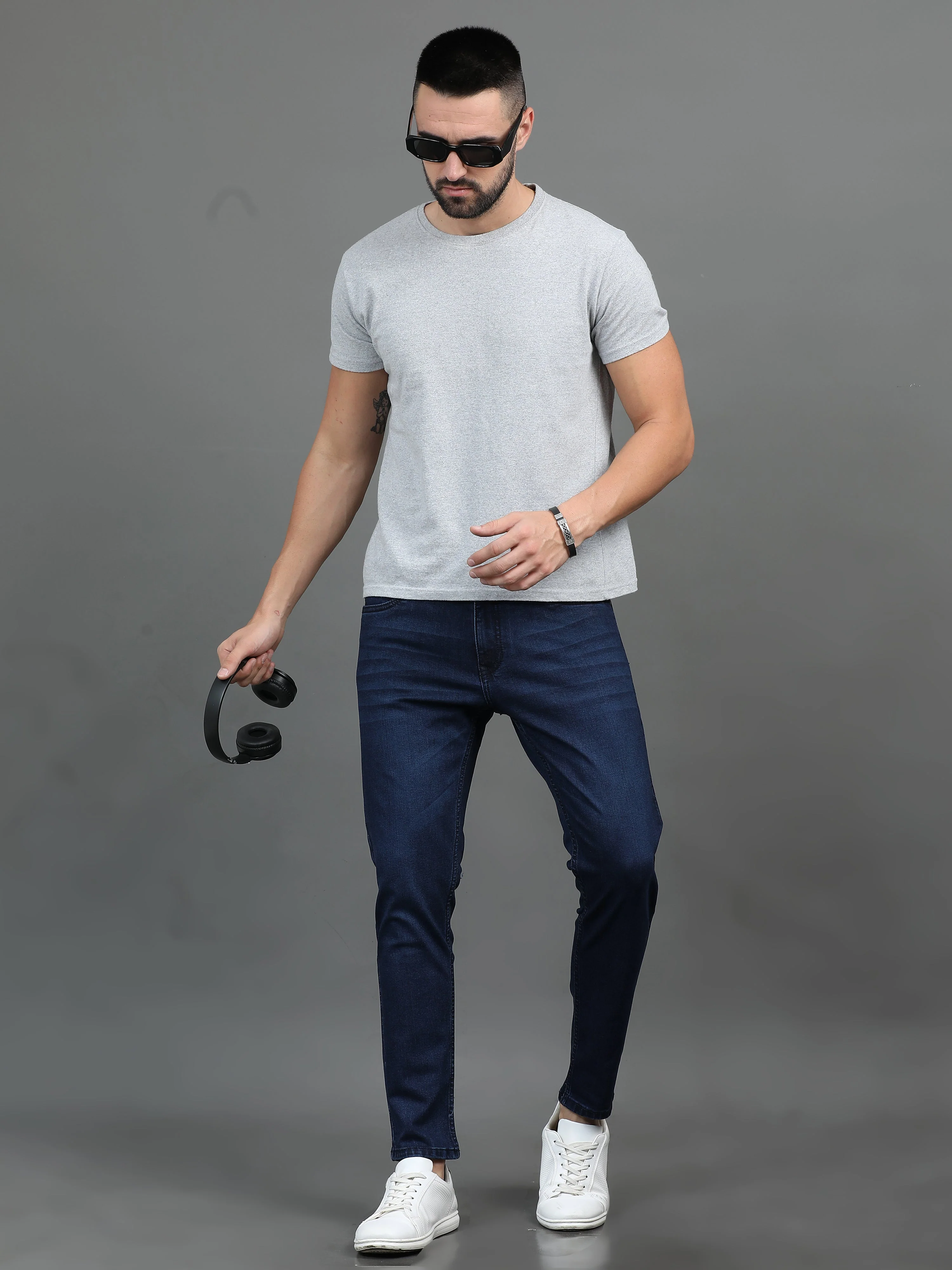 Men Sleek Dark Blue Jeans - Image 2