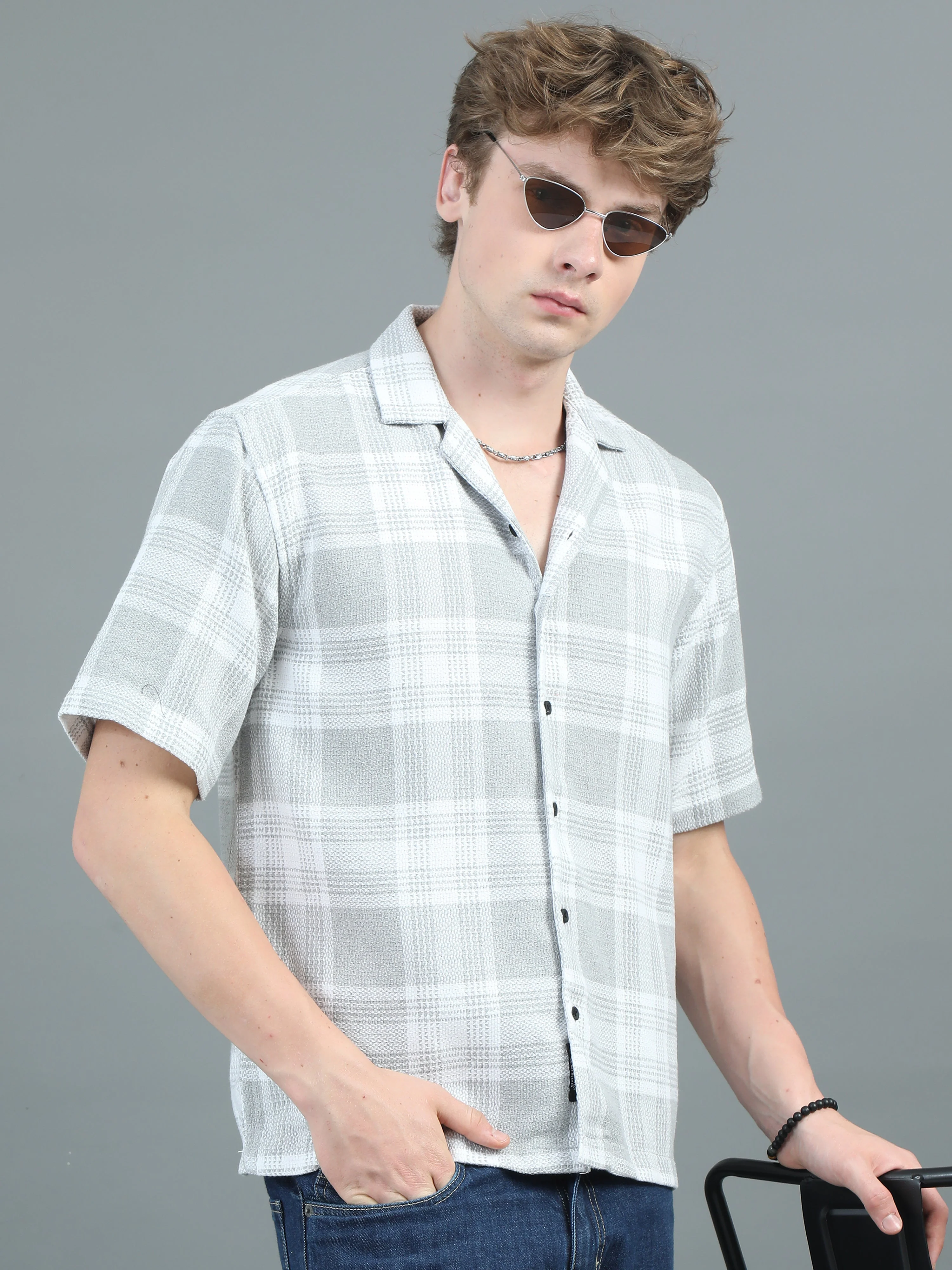 Men Solace White Checks Relaxed Shirt - Image 3