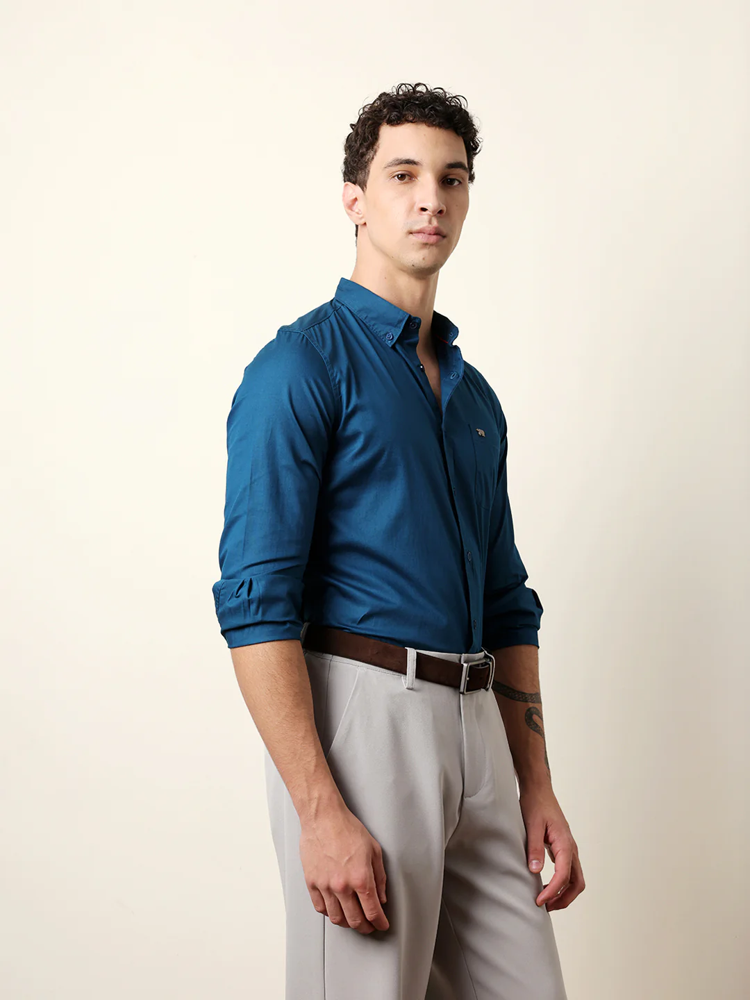 Men Solid Casual Full-Sleeve Shirt - Image 5