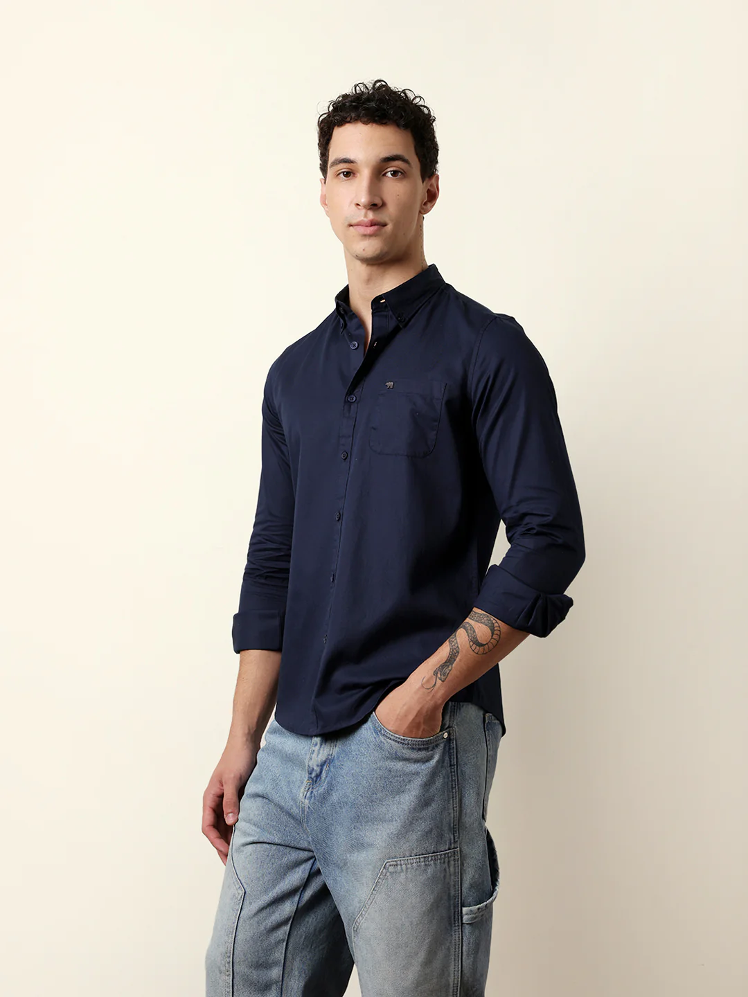 Men Solid Casual Full-Sleeve Shirt - Image 4