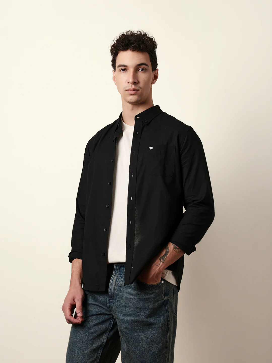 Men Solid Casual Full-Sleeve Shirt - Image 4