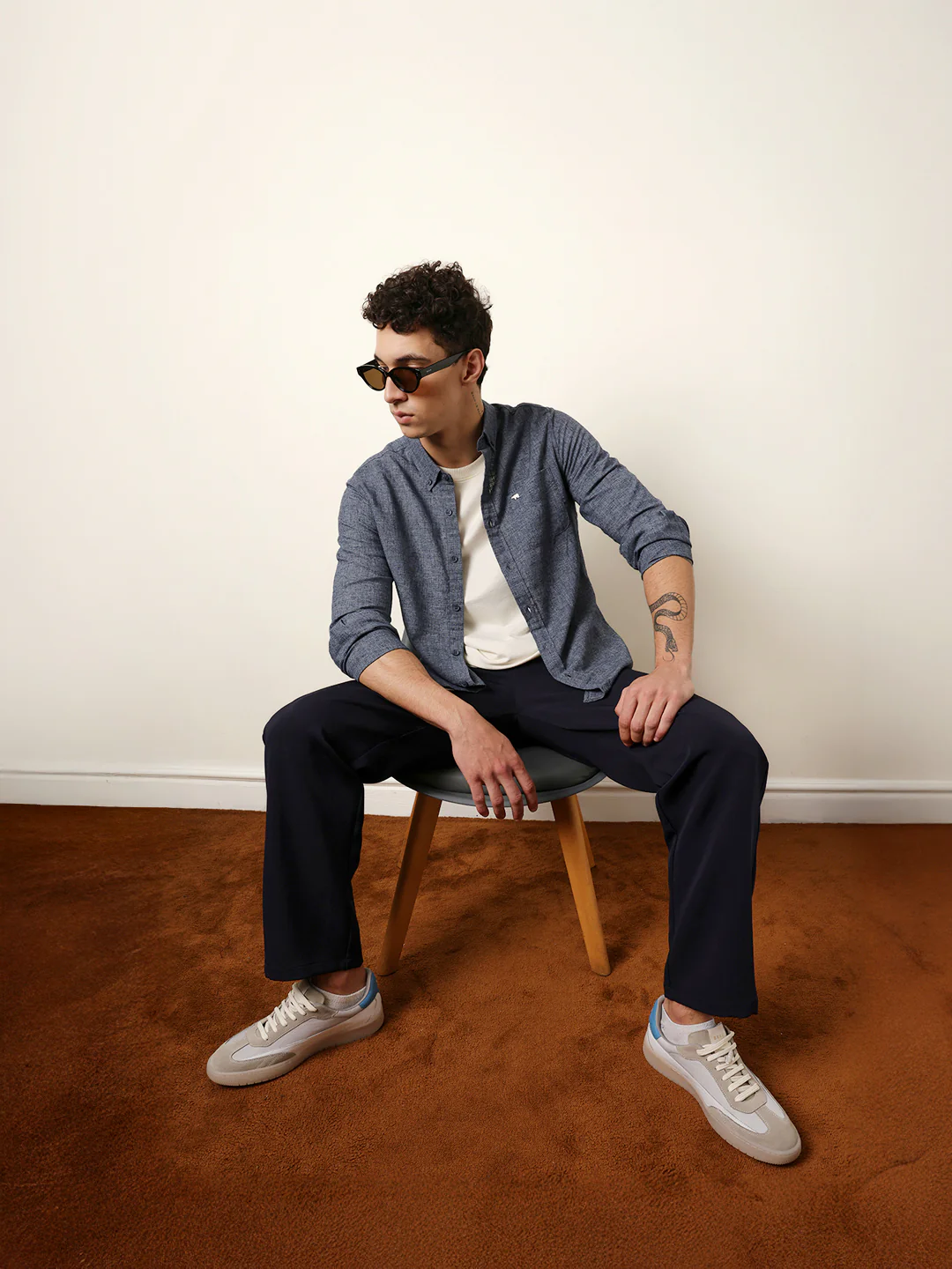 Men Solid Casual Full-Sleeve Shirt - Image 2