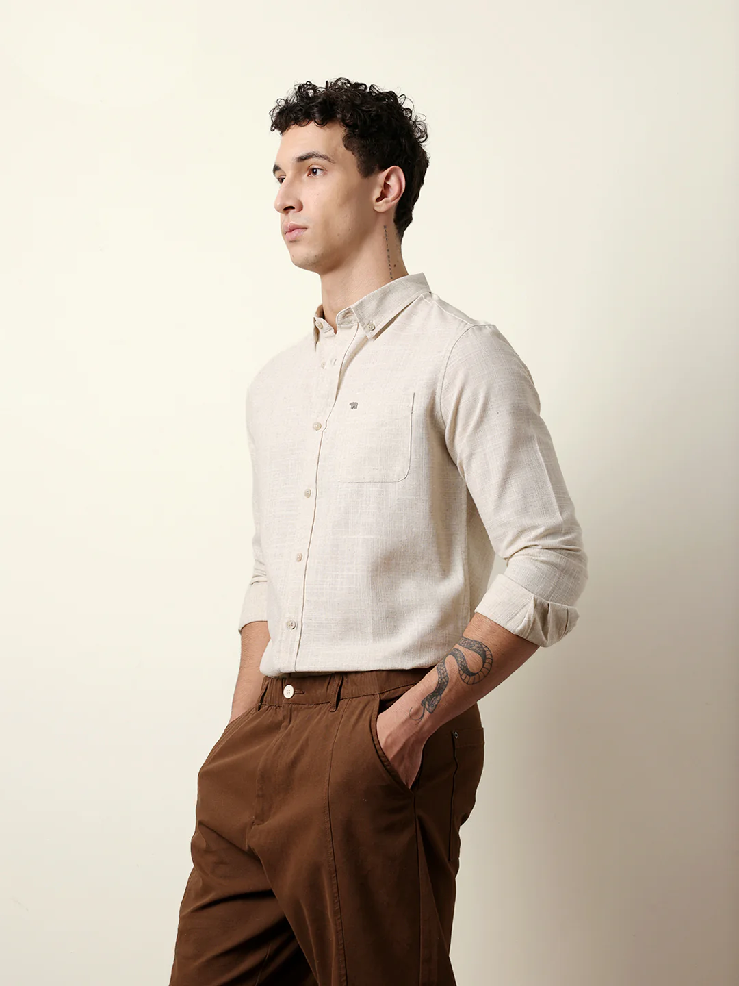 Men Solid Casual Full-Sleeve Shirt - Image 4