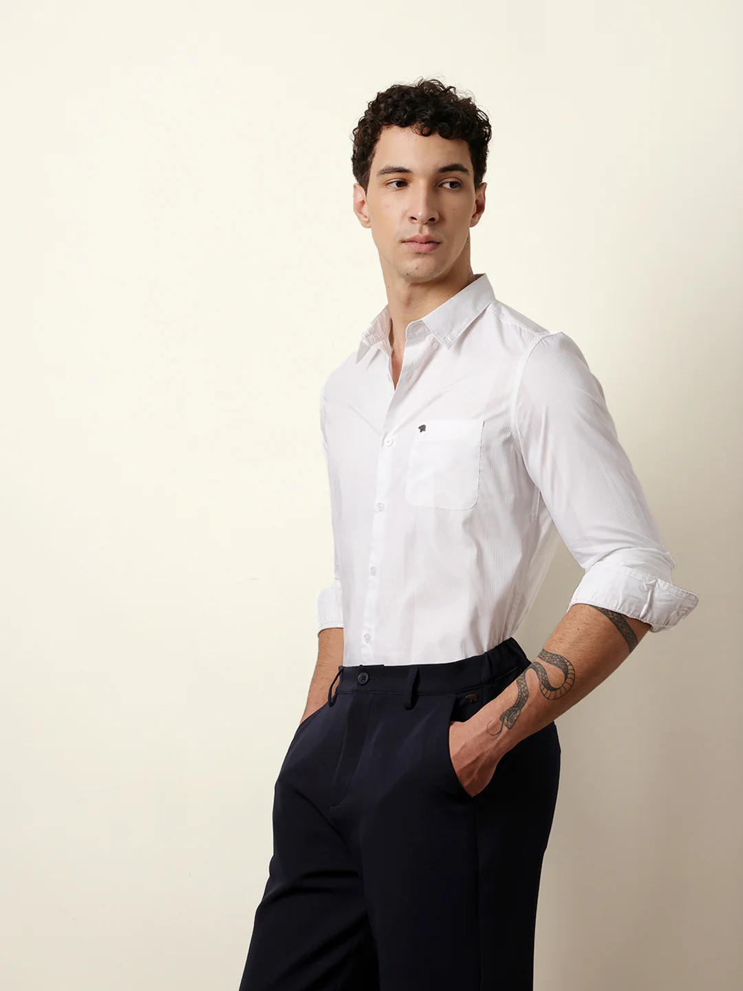 Men Solid Casual Full-Sleeve Shirt - Image 4
