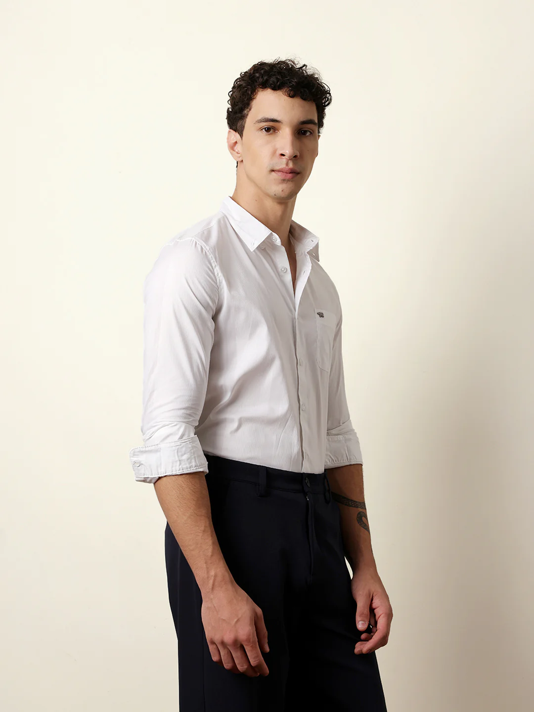 Men Solid Casual Full-Sleeve Shirt - Image 5