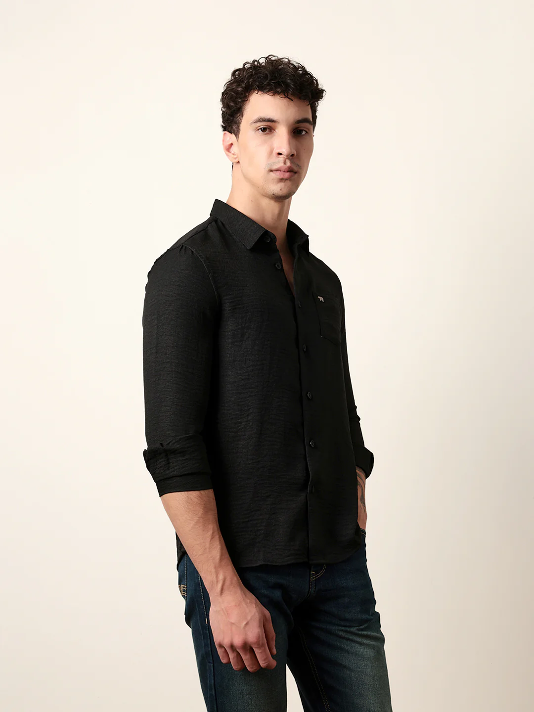 Men Solid Casual Full-Sleeve Shirt - Image 4