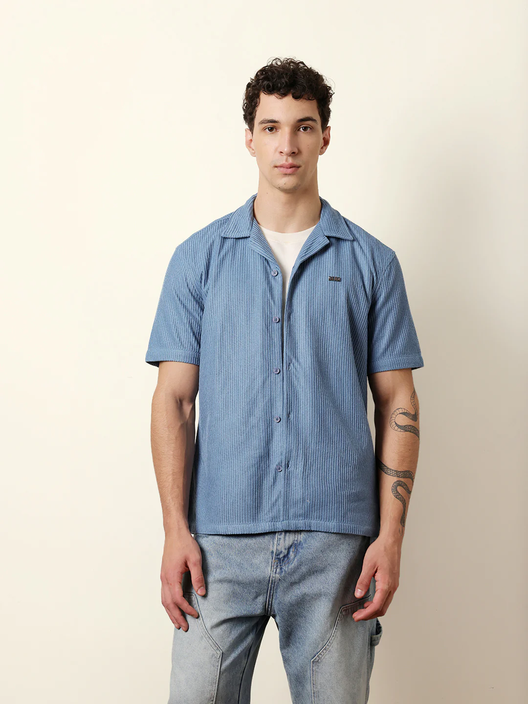 Men Solid Casual Half-Sleeve Shirt - Image 3