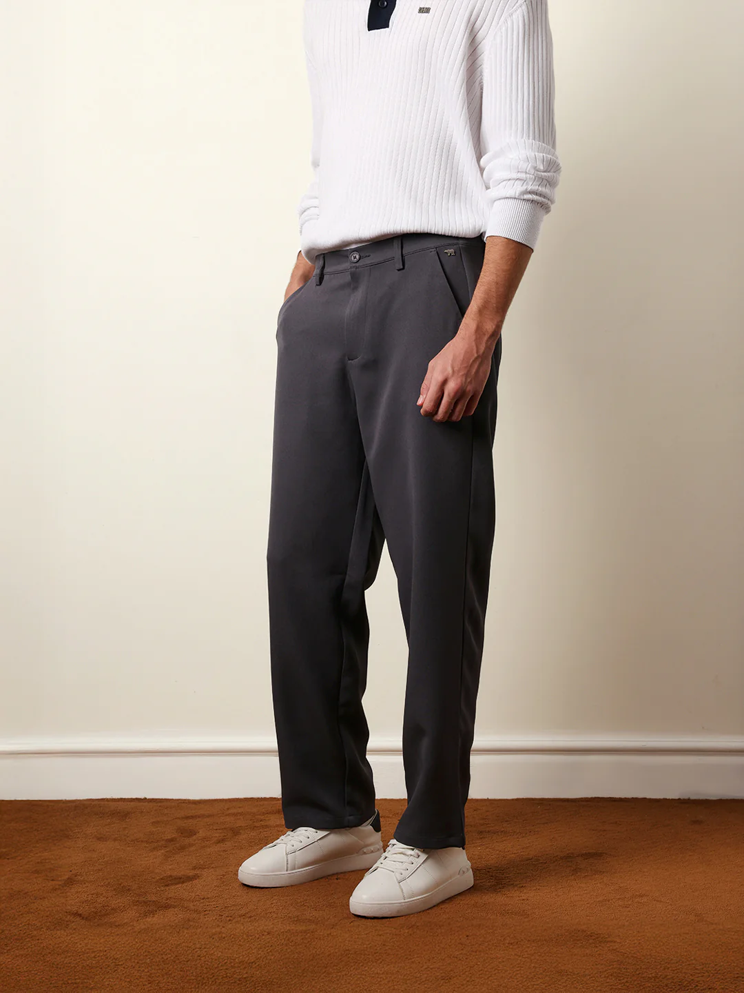 Men Solid Casual Trouser - Image 4
