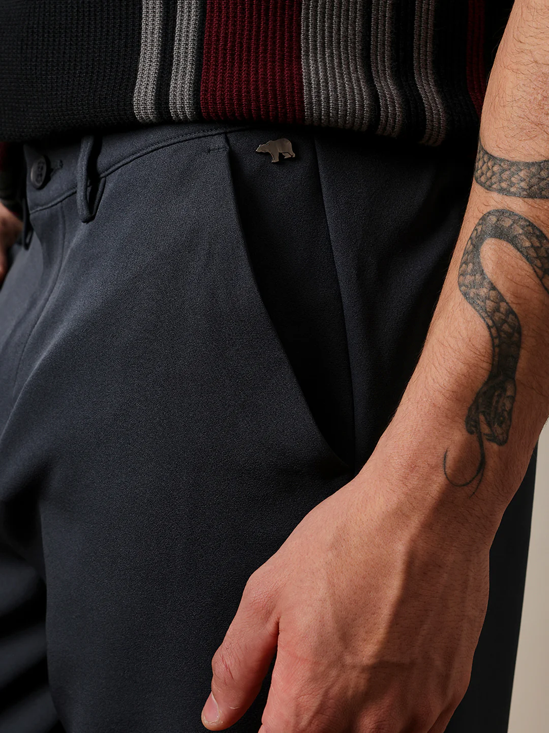 Men Solid Casual Trouser - Image 6