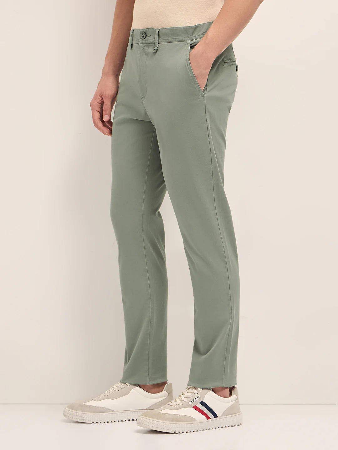 Men Solid Cotton Casual Trouser - Image 3
