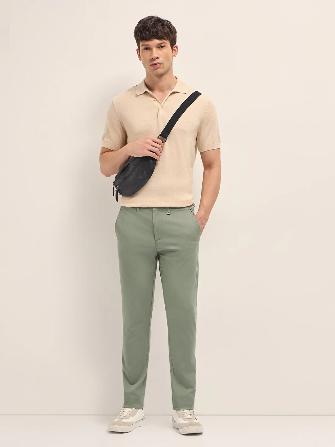 Men Solid Cotton Casual Trouser - Image 4