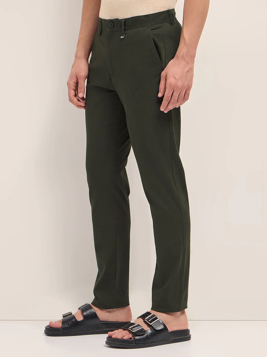 Men Solid Cotton Casual Trouser - Image 3