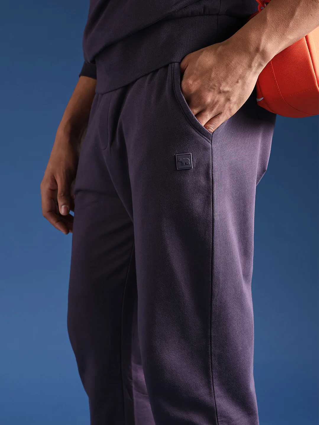 Men Solid Cotton Relaxed Fit Jogger - Image 5
