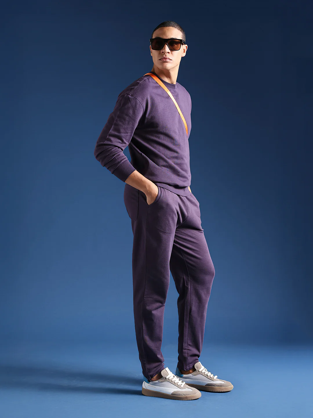 Men Solid Cotton Relaxed Fit Jogger - Image 6