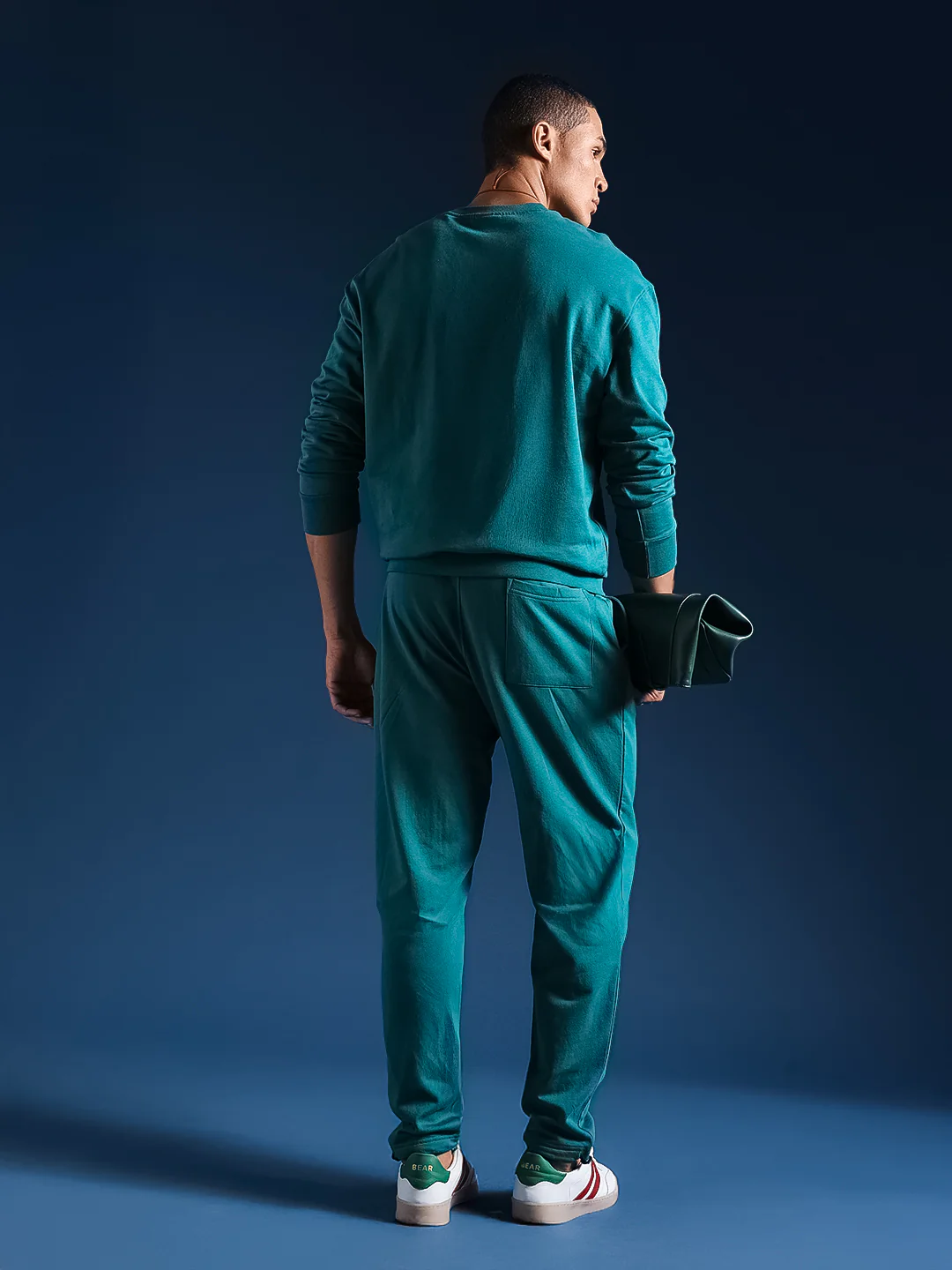 Men Solid Cotton Relaxed Fit Jogger - Image 3