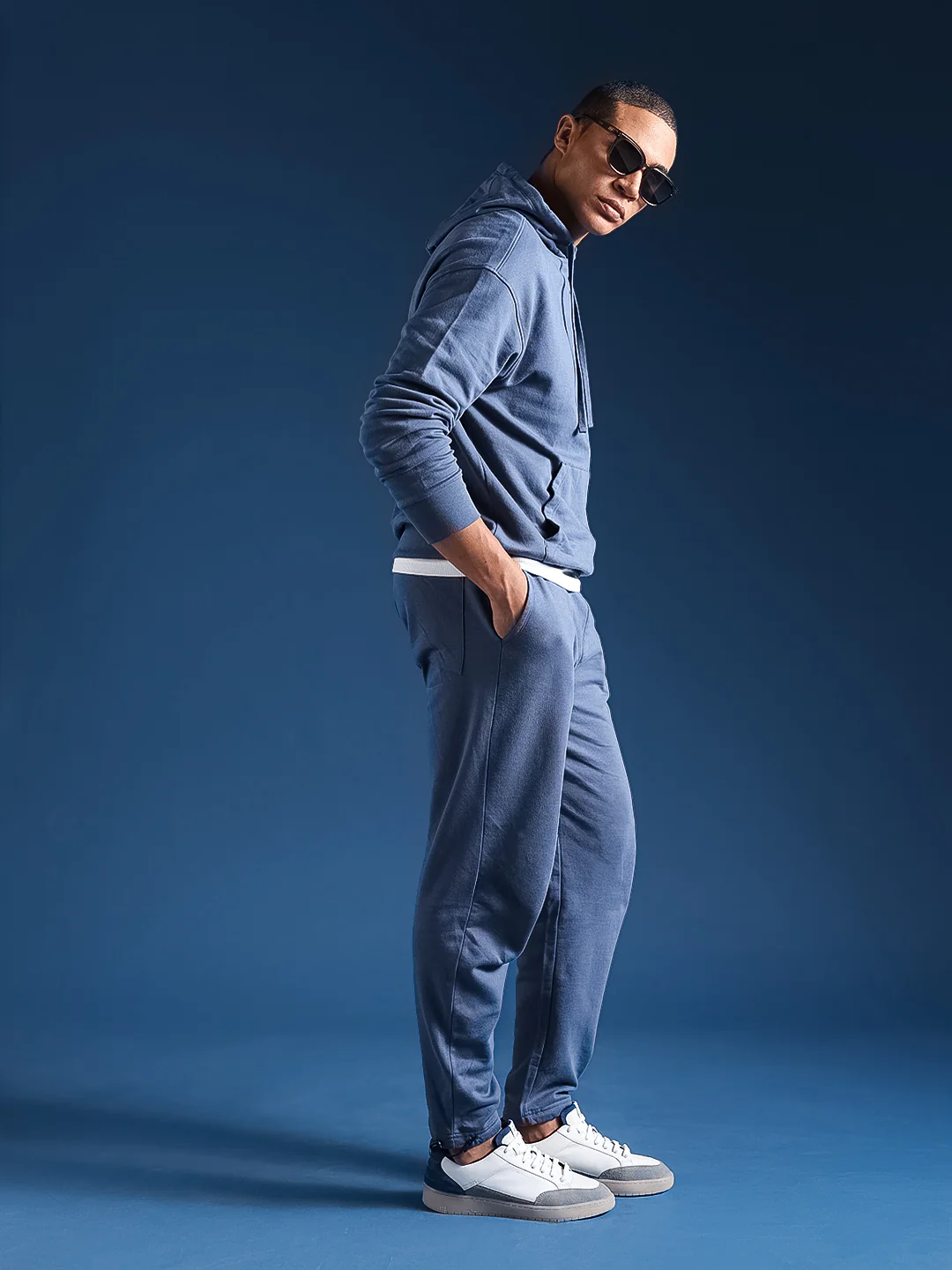 Men Solid Cotton Relaxed Fit Jogger - Image 6