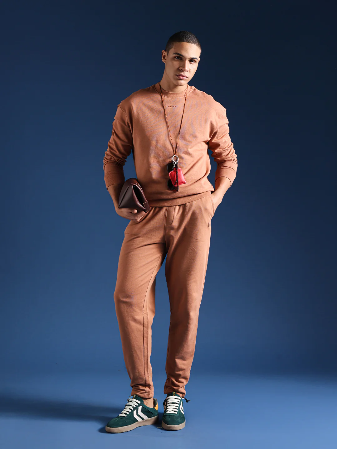 Men Solid Cotton Relaxed Fit Jogger